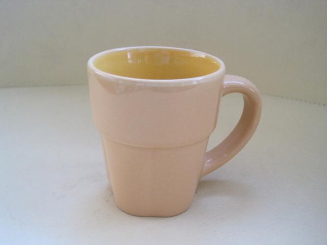 厂家专业生产陶瓷杯,马克杯,量多价优.